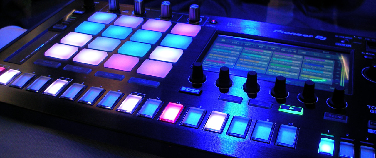 dj mixing board